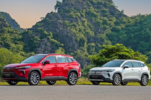 Đánh Giá Corolla Cross 2025: Thiết Kế, Nội Ngoại Thất, Giá Bán