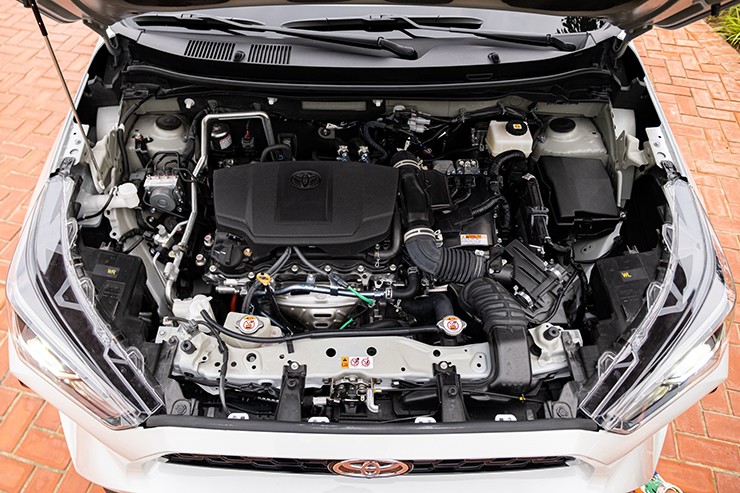 Giá xe Toyota Yaris Cross tháng 7/2025, niêm yết và lăn bánh