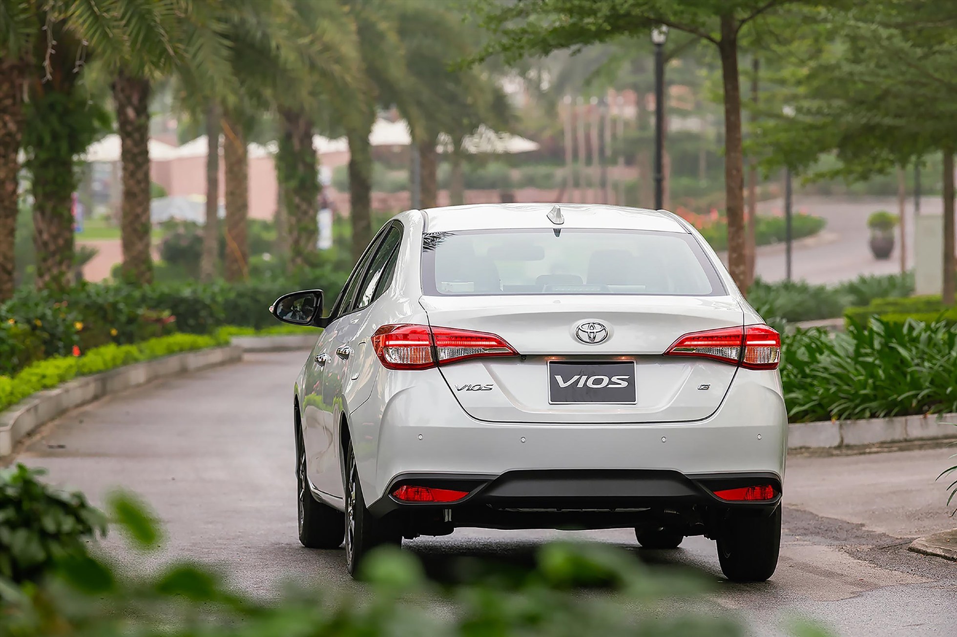 So sánh Toyota Vios E và Vios G: Chọn xe nào khi chênh nhau 57 triệu đồng?