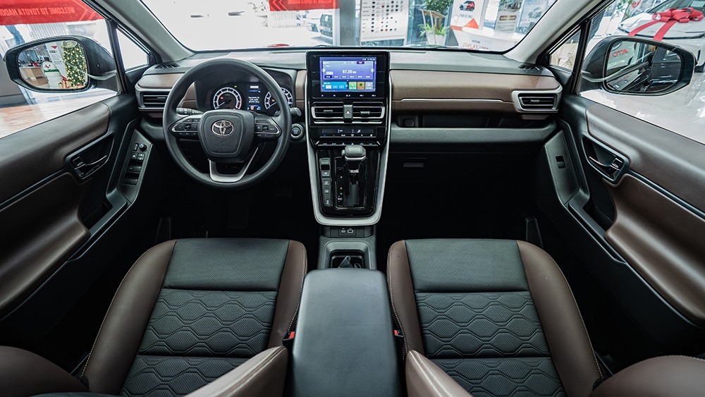 Toyota Innova Cross phiên bản G, mở lối tối ưu hiệu quả vận hành cho chủ xe dịch vụ