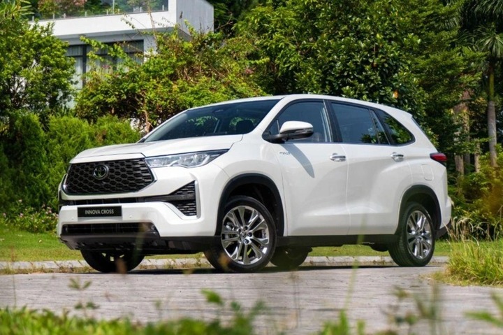 Loạt xe tiết kiệm xăng nhất tại thị trường Việt Nam: Toyota chiếm ưu thế