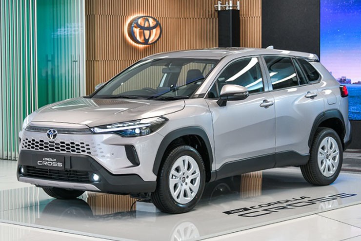 Loạt ô tô tiêu thụ chưa tới 4 lít/100 km đáng mua giữa áp lực giá xăng