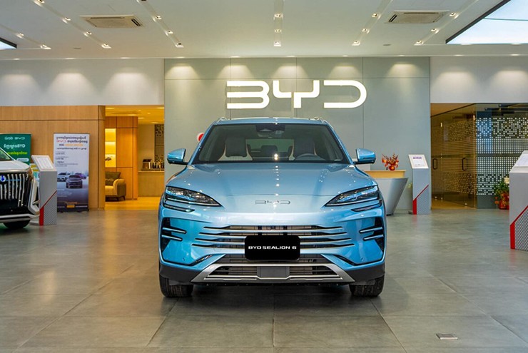 Loạt ô tô tiêu thụ chưa tới 4 lít/100 km đáng mua giữa áp lực giá xăng